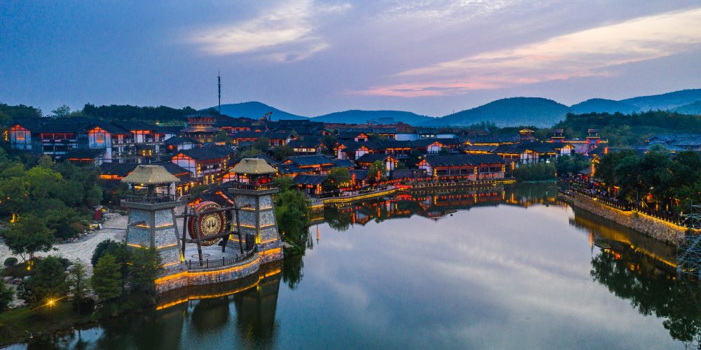 Oriental Salt Lake Resort