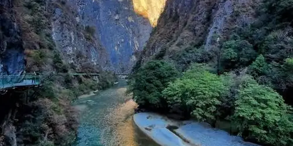 balagezong shangrila grand canyon 2